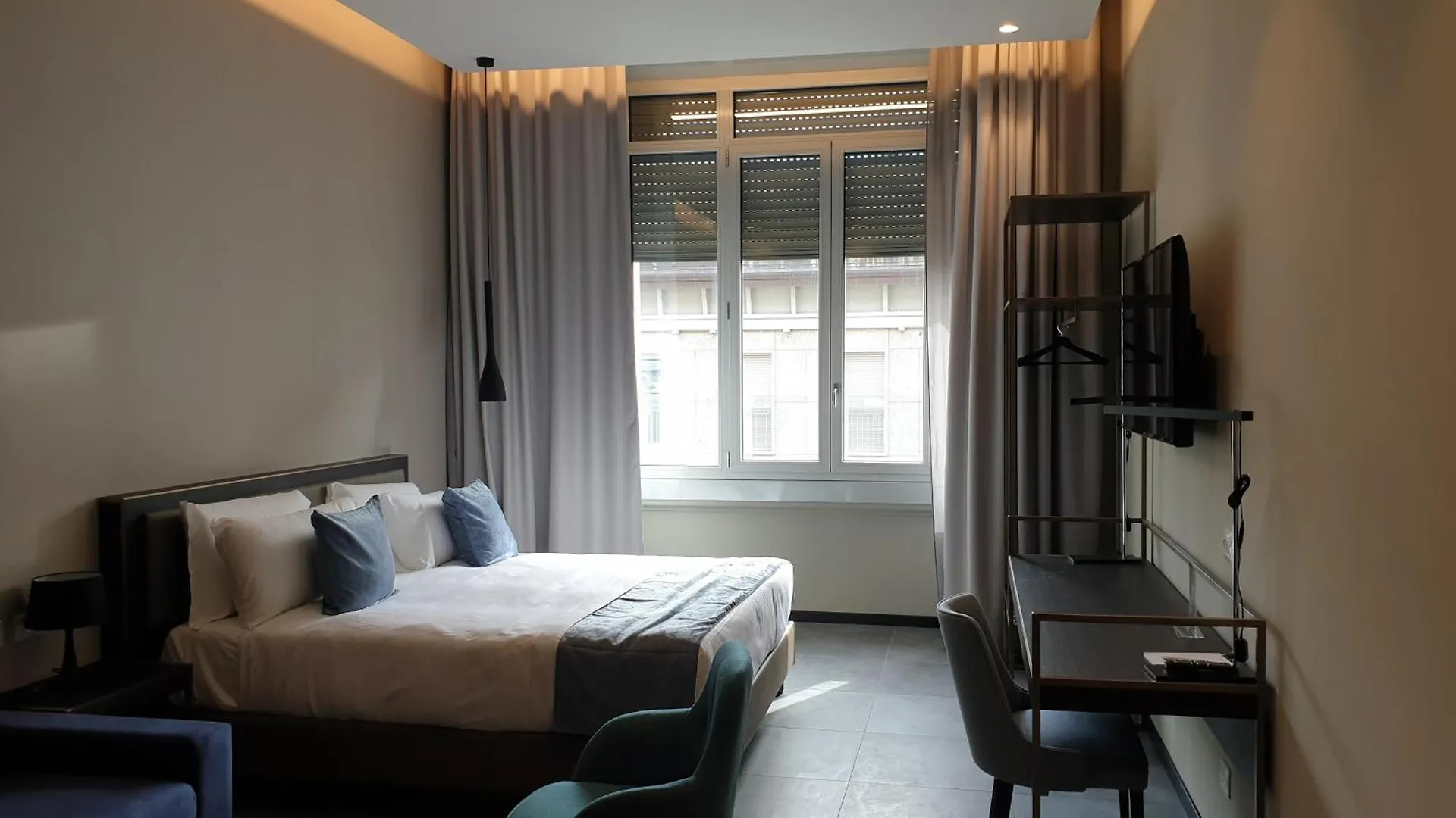 ***  Hotel Vitruvio Milano İtalya