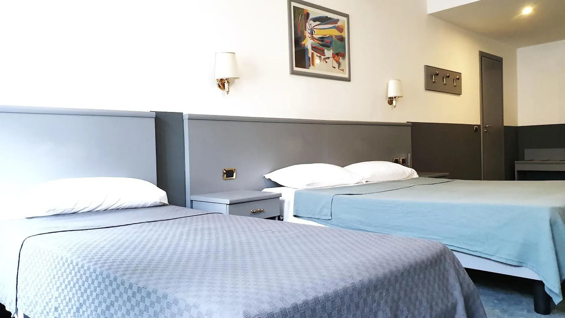 Hotel Vitruvio Milano 3*,  İtalya
