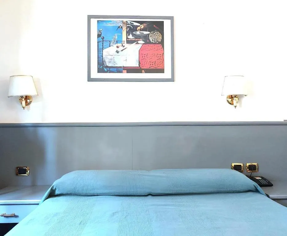 Hotel Vitruvio Milano 3*,  Italien